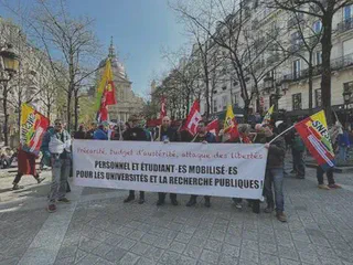 21-manif.webp